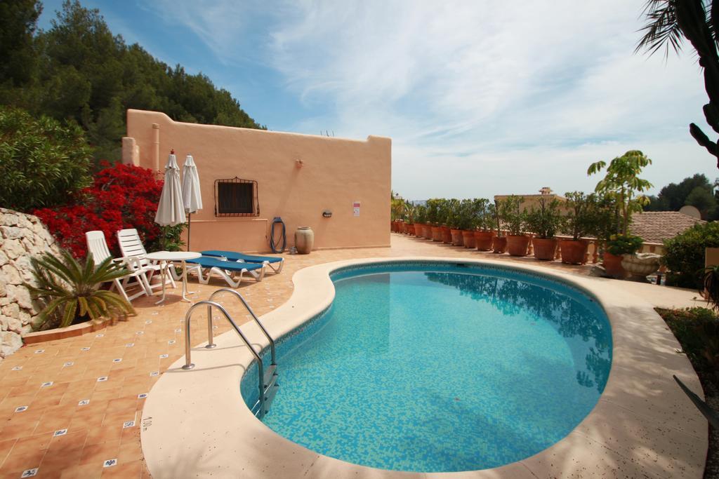 Chrisuli - Well Furnished Villa With Panoramic Views In Морайра Номер фото